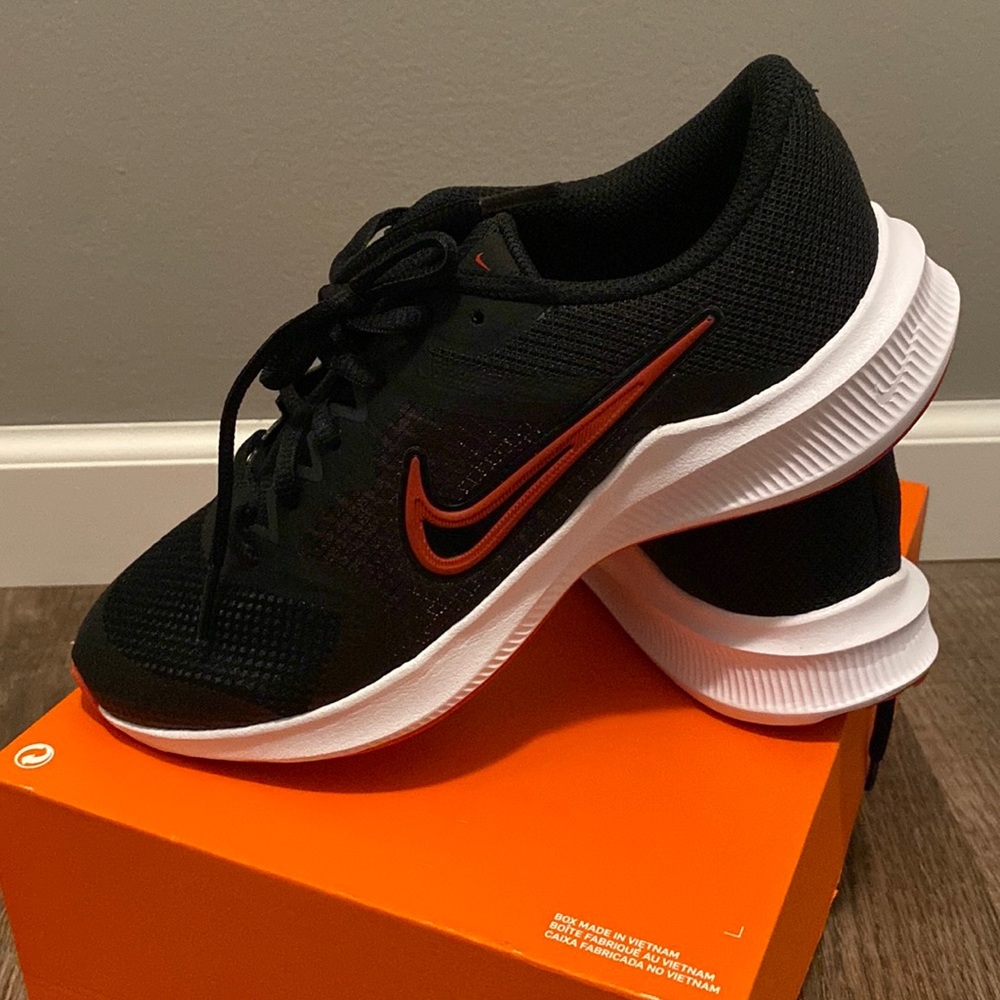 NWT! Nike Downshifter 11 sneaker